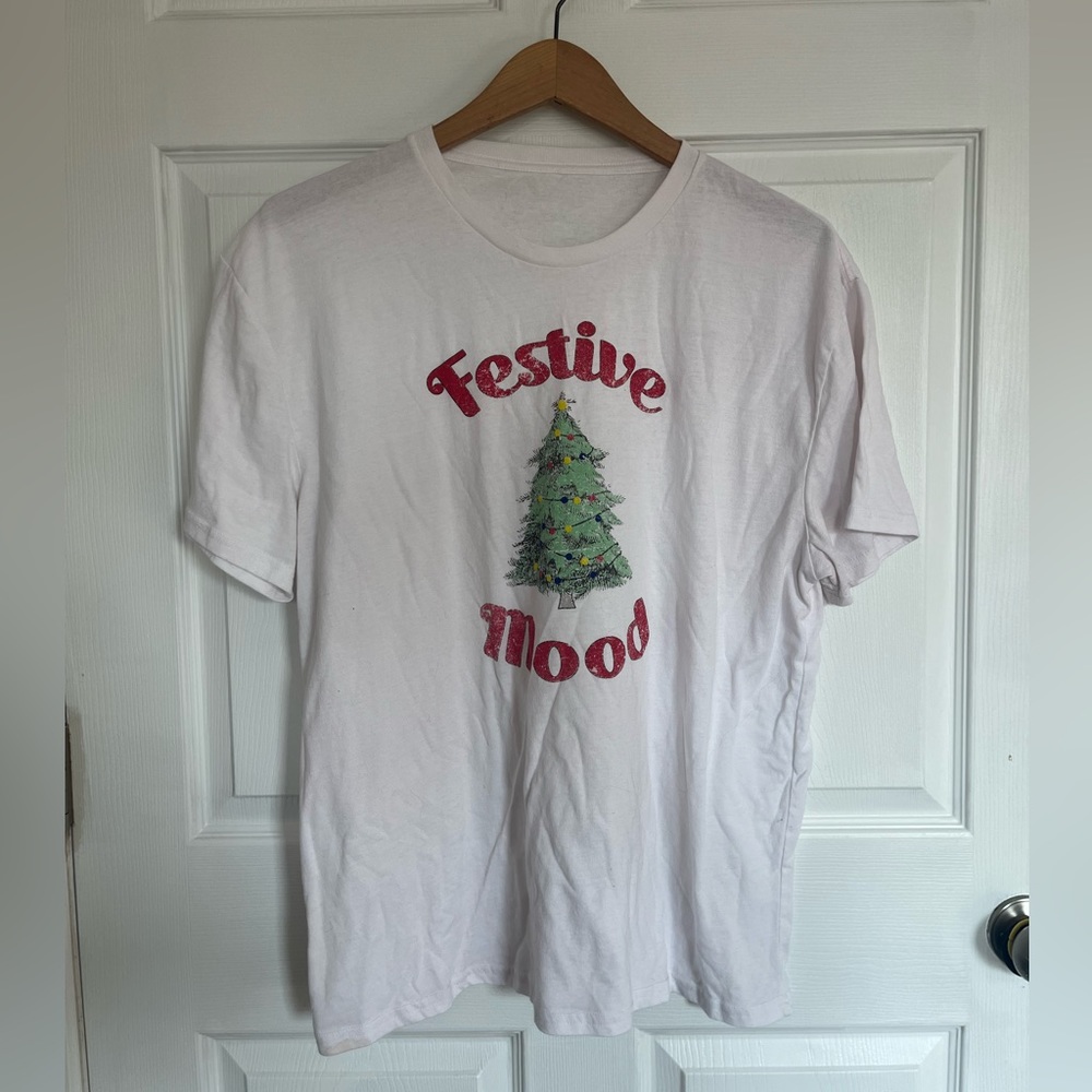 “festive mood” christmas comfy tshirt